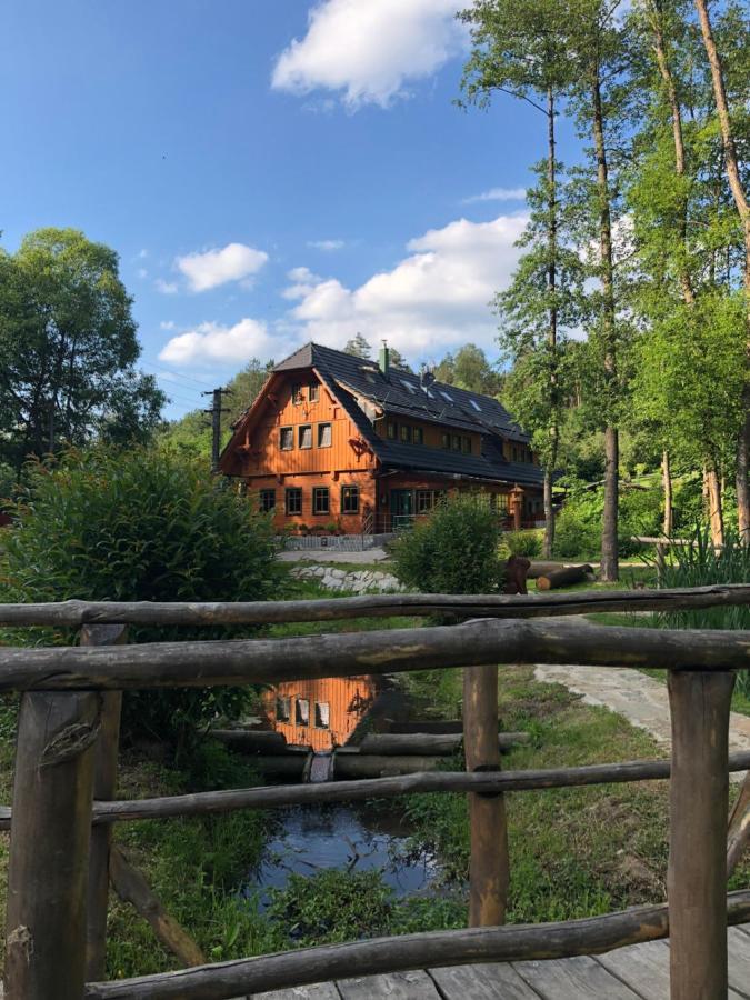 Kamenacka Myslivna Ξενοδοχείο Moravany  Εξωτερικό φωτογραφία